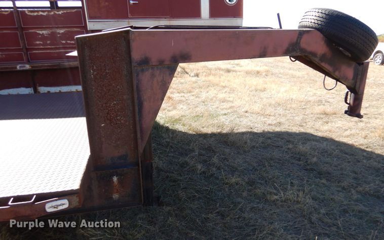 image for item IV9751 1981  shop built equipment trailer