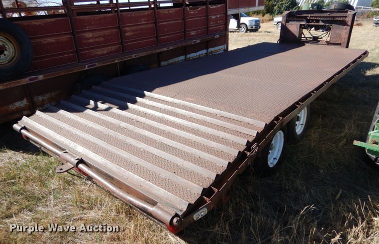 image for item IV9751 1981  shop built equipment trailer