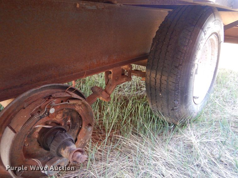 image for item IV9751 1981  shop built equipment trailer