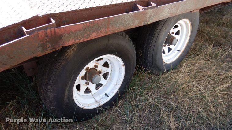 image for item IV9751 1981  shop built equipment trailer