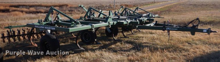 image for item IV9754 Orthman Fallow Master 910472  field cultivator