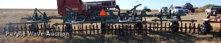 image for item IV9754 Orthman Fallow Master 910472  field cultivator