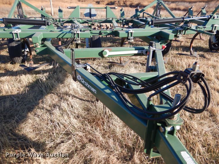 image for item IV9754 Orthman Fallow Master 910472  field cultivator