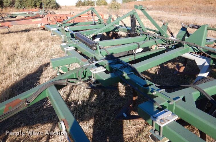 image for item IV9754 Orthman Fallow Master 910472  field cultivator