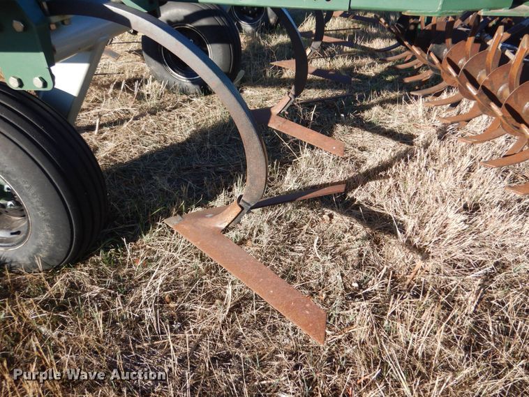 image for item IV9754 Orthman Fallow Master 910472  field cultivator