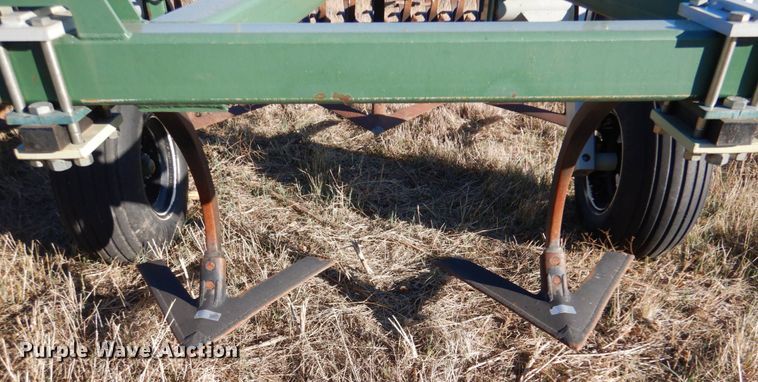 image for item IV9754 Orthman Fallow Master 910472  field cultivator