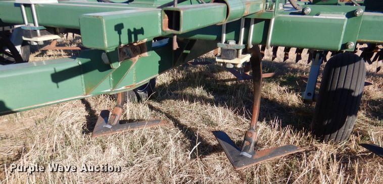image for item IV9754 Orthman Fallow Master 910472  field cultivator