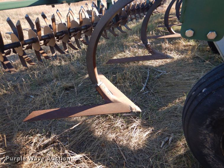 image for item IV9754 Orthman Fallow Master 910472  field cultivator