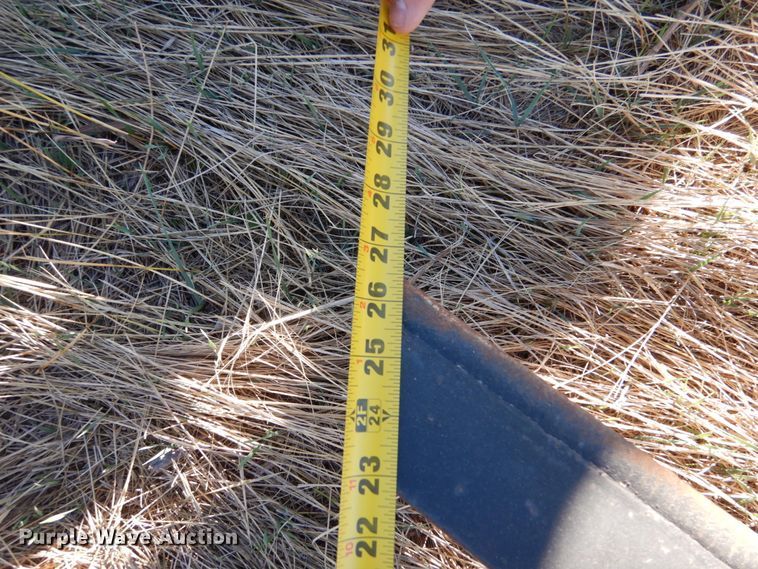 image for item IV9754 Orthman Fallow Master 910472  field cultivator