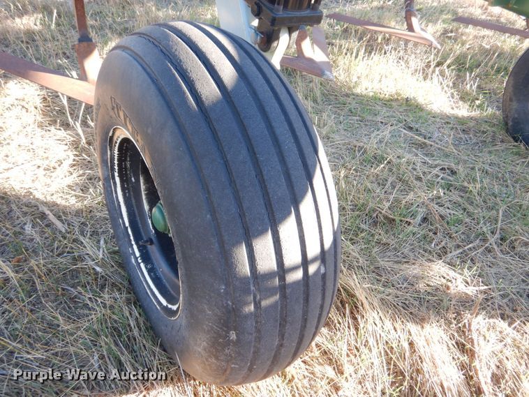 image for item IV9754 Orthman Fallow Master 910472  field cultivator