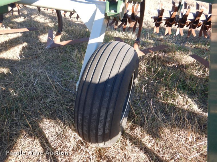 image for item IV9754 Orthman Fallow Master 910472  field cultivator