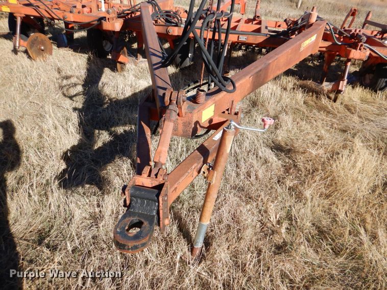 image for item IV9755 1988 Sunflower 3650-25  sweep plow