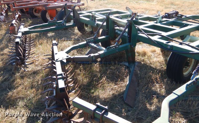 image for item IV9756 Flex King KM  sweep plow