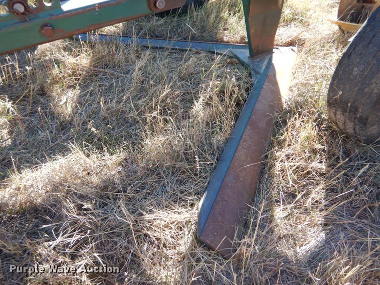 image for item IV9756 Flex King KM  sweep plow