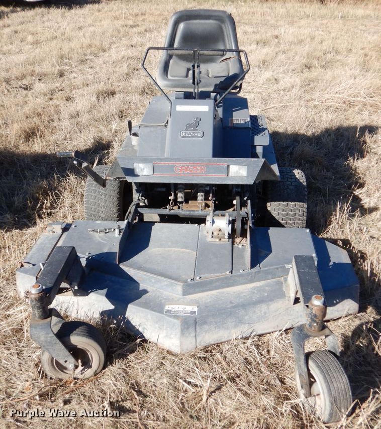 image for item IV9758 Grazer G2097V  ZTR lawn mower