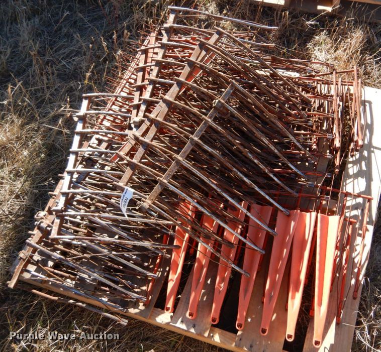 image for item IV9760 Wire milo guards