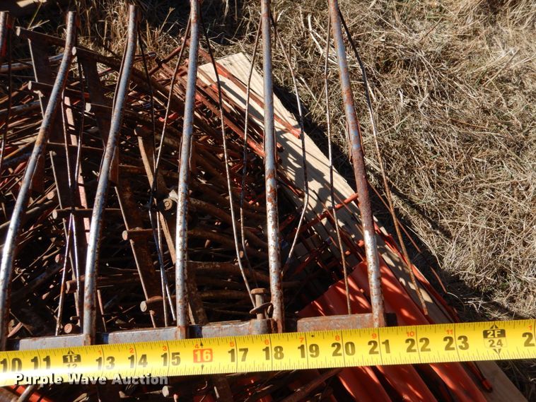 image for item IV9760 Wire milo guards