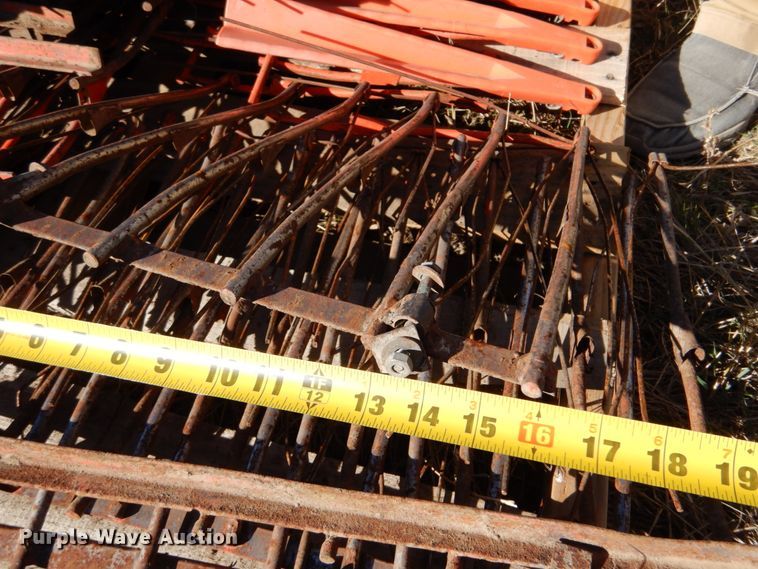 image for item IV9760 Wire milo guards