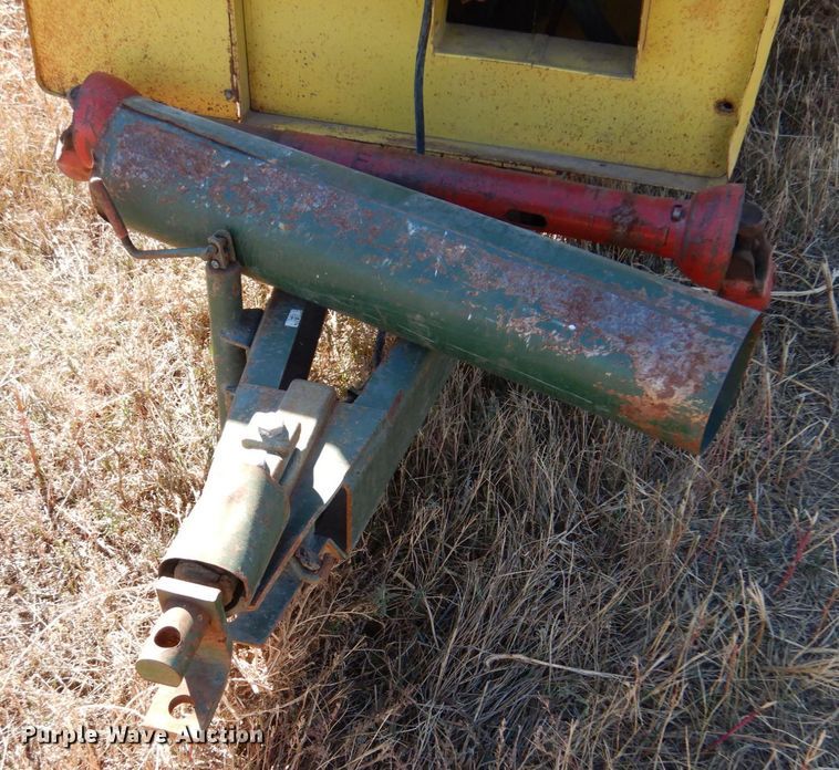 image for item IV9762 Arts-Way 425  feed grinder/mixer