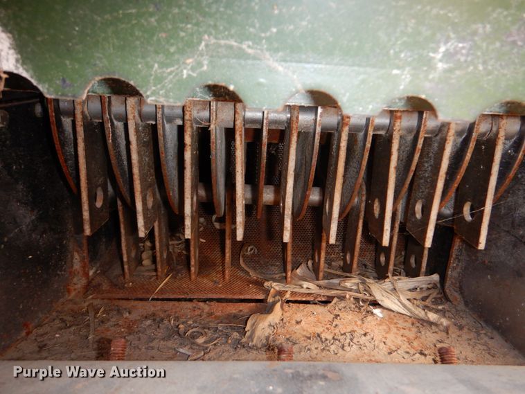 image for item IV9762 Arts-Way 425  feed grinder/mixer