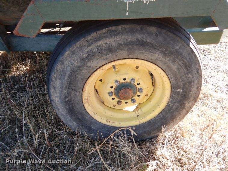 image for item IV9762 Arts-Way 425  feed grinder/mixer