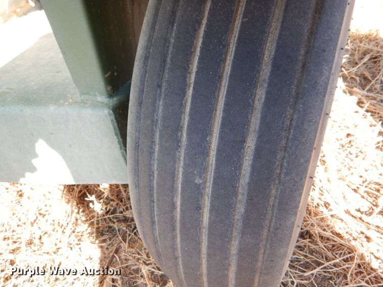 image for item IV9762 Arts-Way 425  feed grinder/mixer