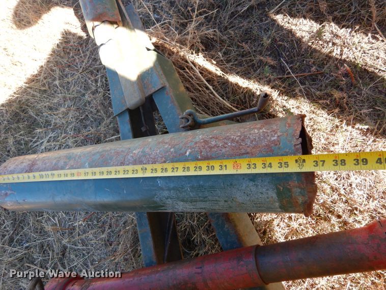 image for item IV9762 Arts-Way 425  feed grinder/mixer