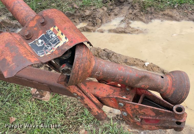image for item IX9497 New Holland 277  square baler