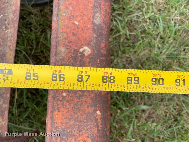 image for item IX9498 Skid steer hay grapple