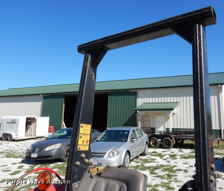 image for item JI9400 1988 Massey Ferguson 360  tractor