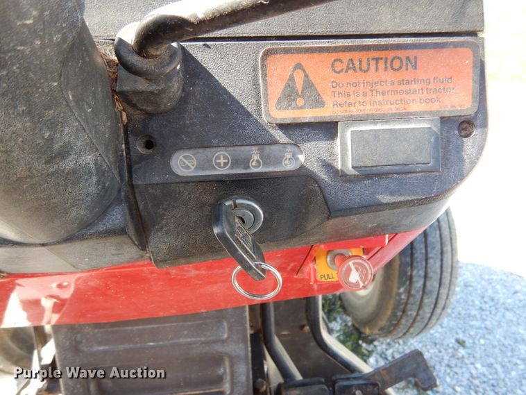 image for item JI9400 1988 Massey Ferguson 360  tractor