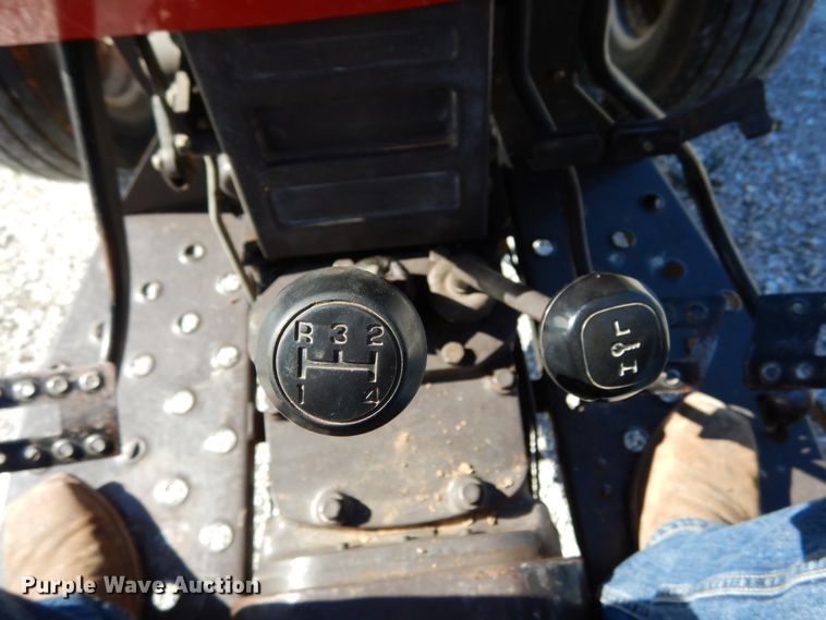 image for item JI9400 1988 Massey Ferguson 360  tractor