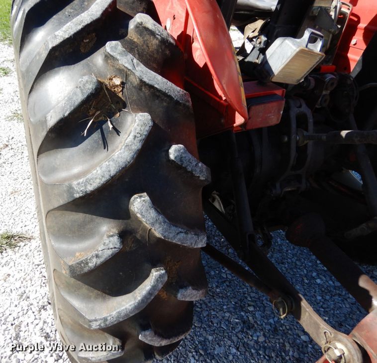 image for item JI9400 1988 Massey Ferguson 360  tractor