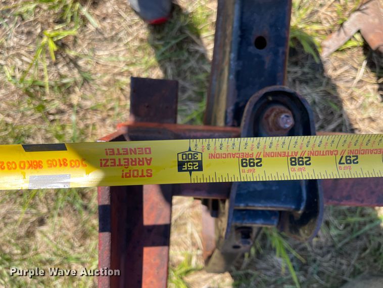 image for item JQ9421 International  field cultivator