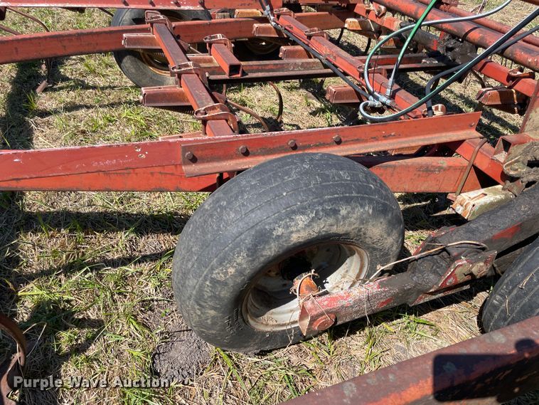 image for item JQ9421 International  field cultivator