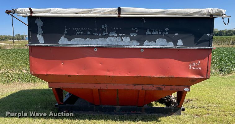 image for item JQ9422 J-Rod gravity wagon