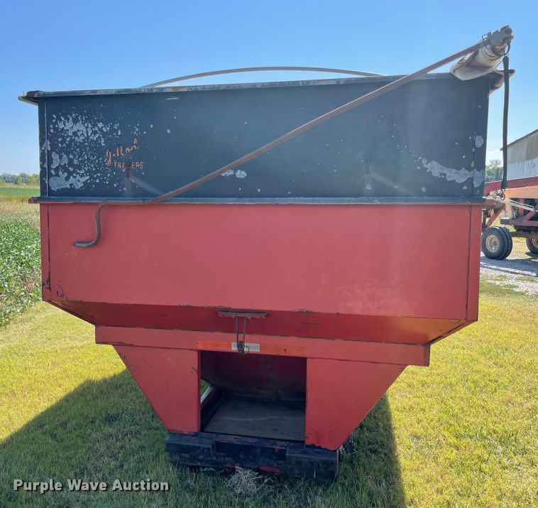 image for item JQ9422 J-Rod gravity wagon