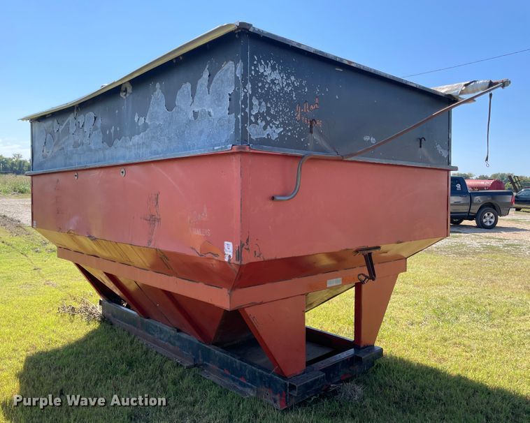 image for item JQ9422 J-Rod gravity wagon