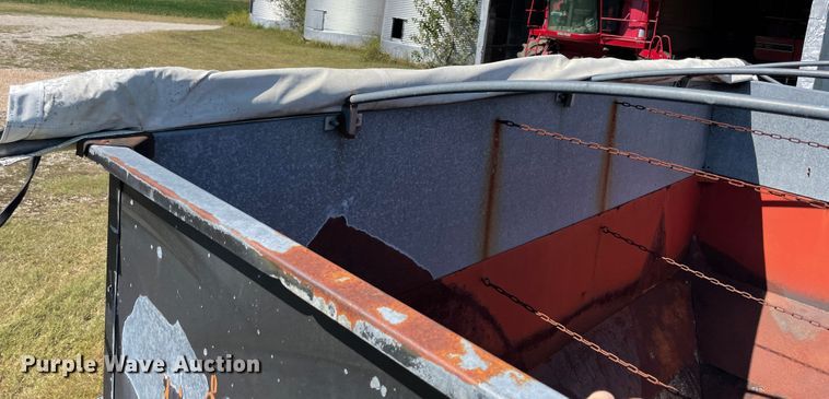 image for item JQ9422 J-Rod gravity wagon