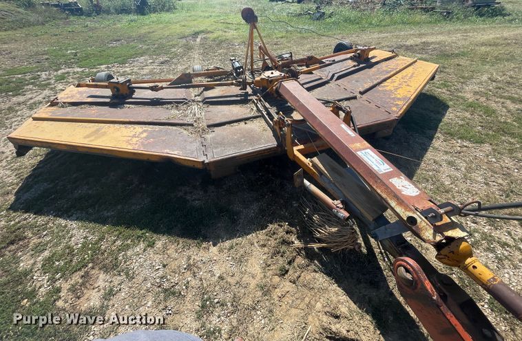 image for item JQ9423 Batwing rotary mower