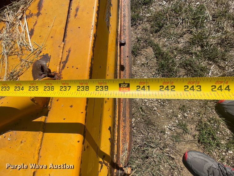 image for item JQ9423 Batwing rotary mower