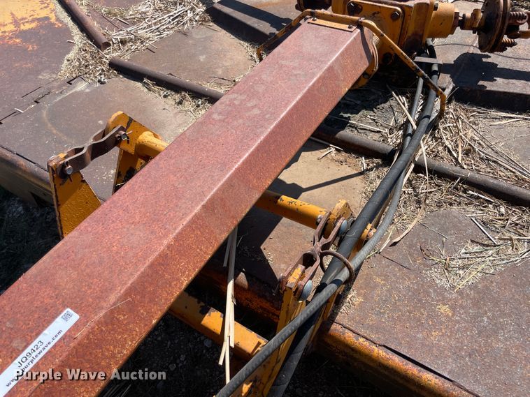 image for item JQ9423 Batwing rotary mower