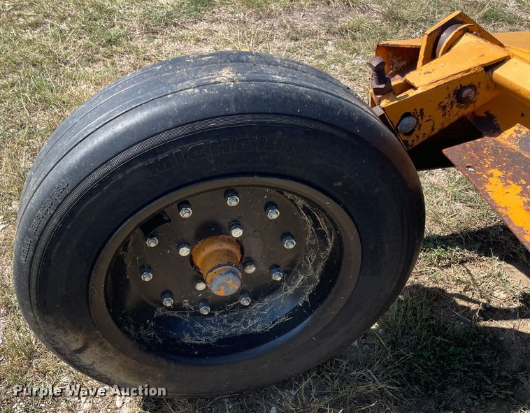 image for item JQ9423 Batwing rotary mower