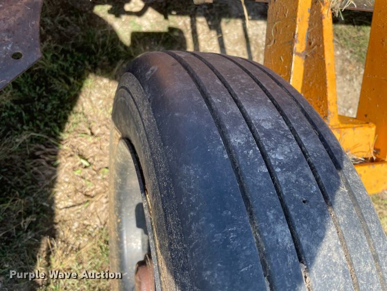 image for item JQ9423 Batwing rotary mower