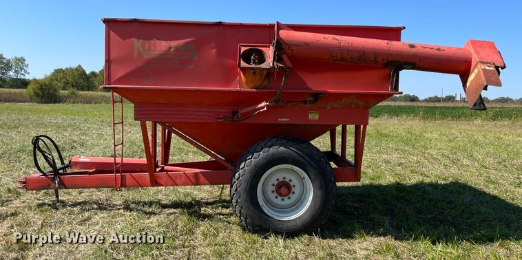 image for item JQ9424 Killbros 475  grain cart