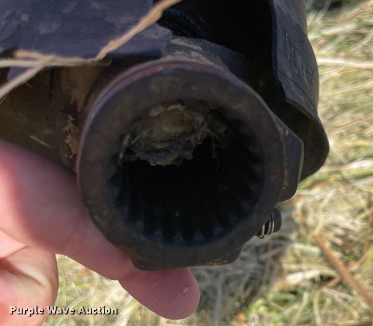 image for item JQ9424 Killbros 475  grain cart