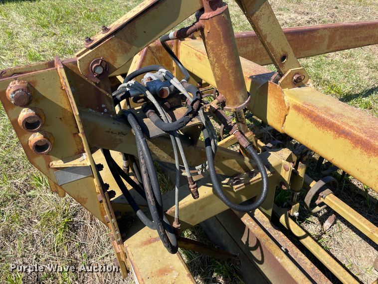 image for item JQ9425 Eversman 1200  land leveler