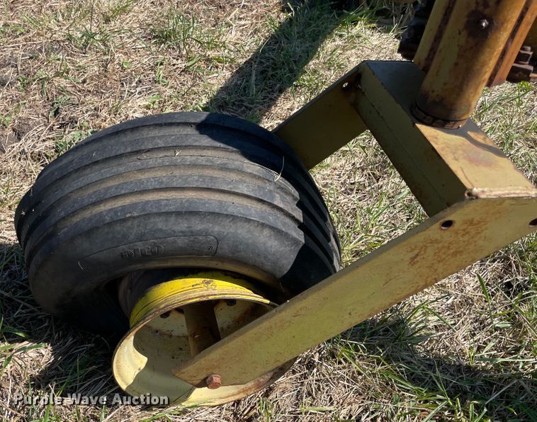 image for item JQ9425 Eversman 1200  land leveler