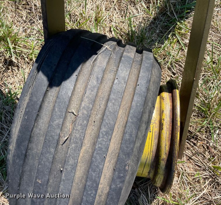 image for item JQ9425 Eversman 1200  land leveler