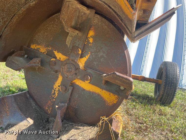 image for item JQ9430 Hurricane 24W1000  ditcher